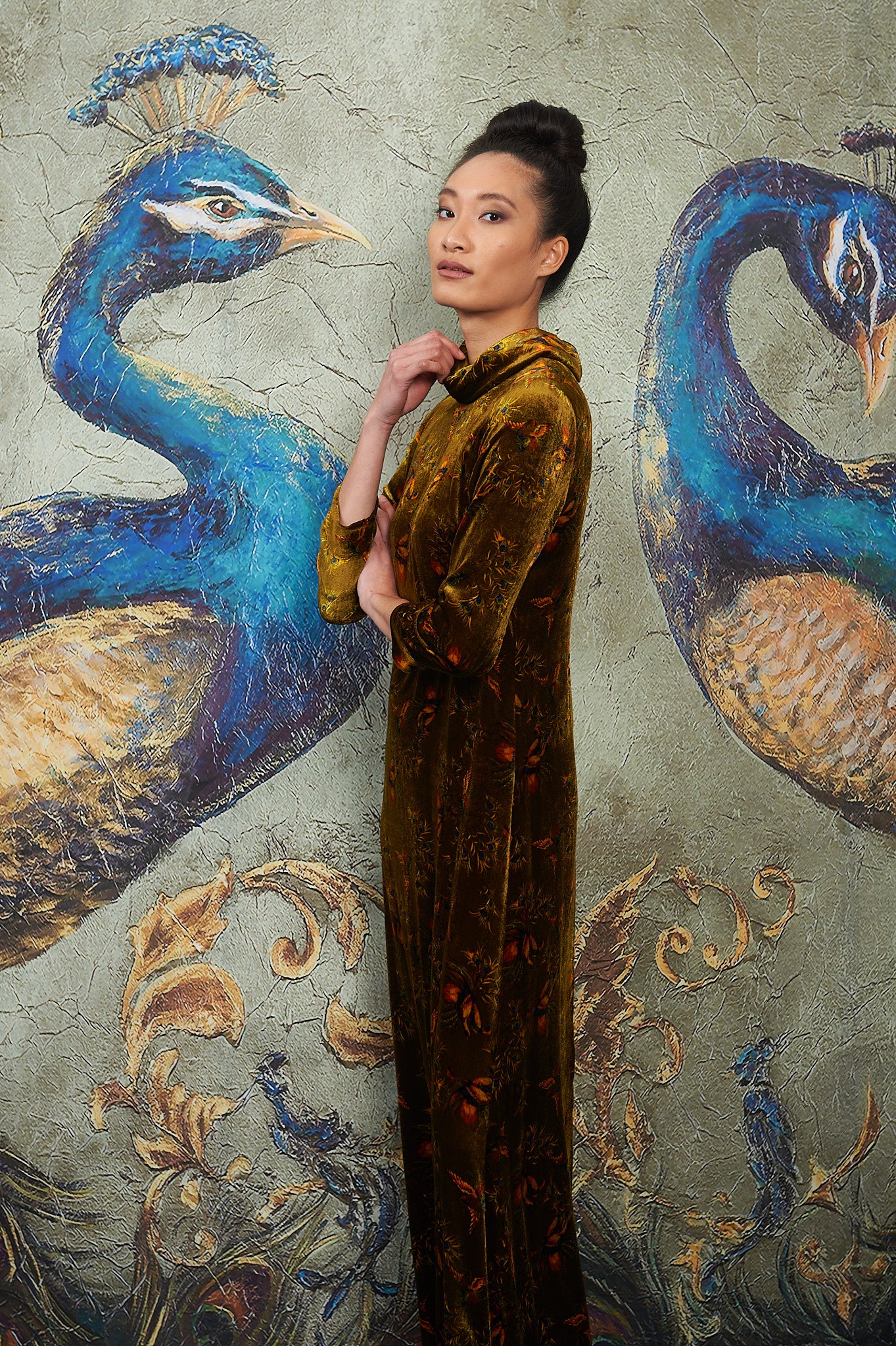 Kleid aus Samt und Seide