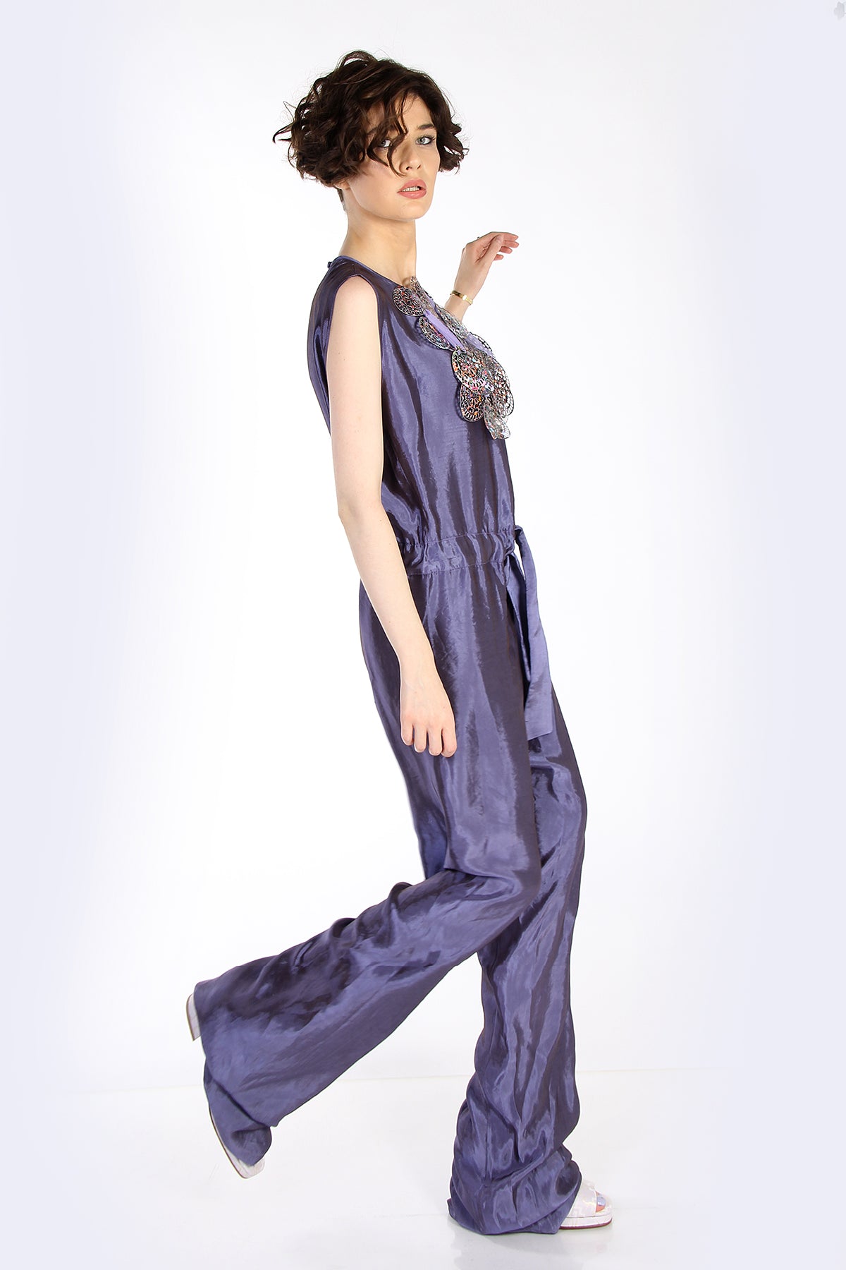 Overall Lila mit Stickerei