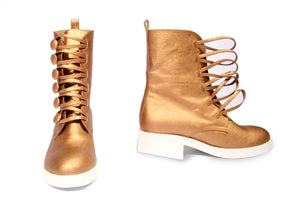 Handmade Schuhe mit Knöpfe (Gold)