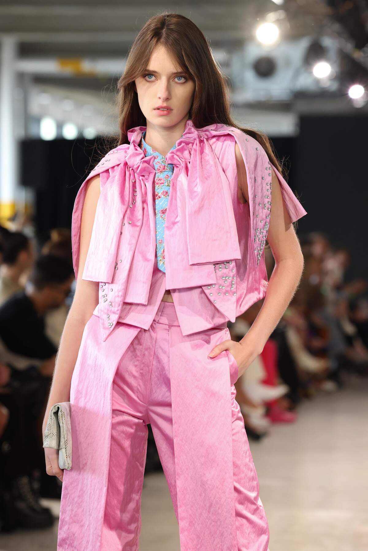 Suit Pink Metallic