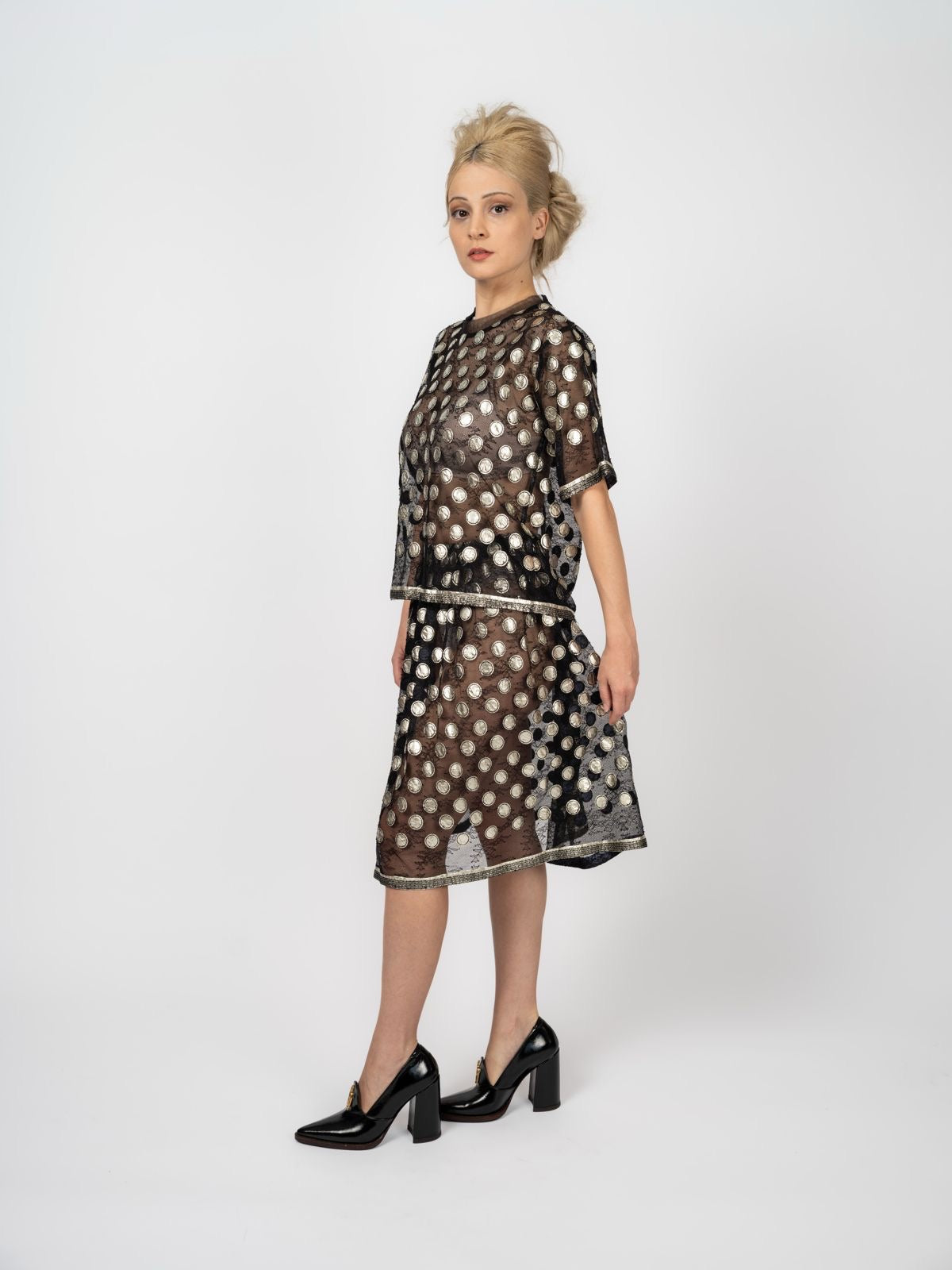 Top und Rock Schwarz & Gold aus Tüll mit Metallic-Punkten von Maya Seyferth – Ansicht 3