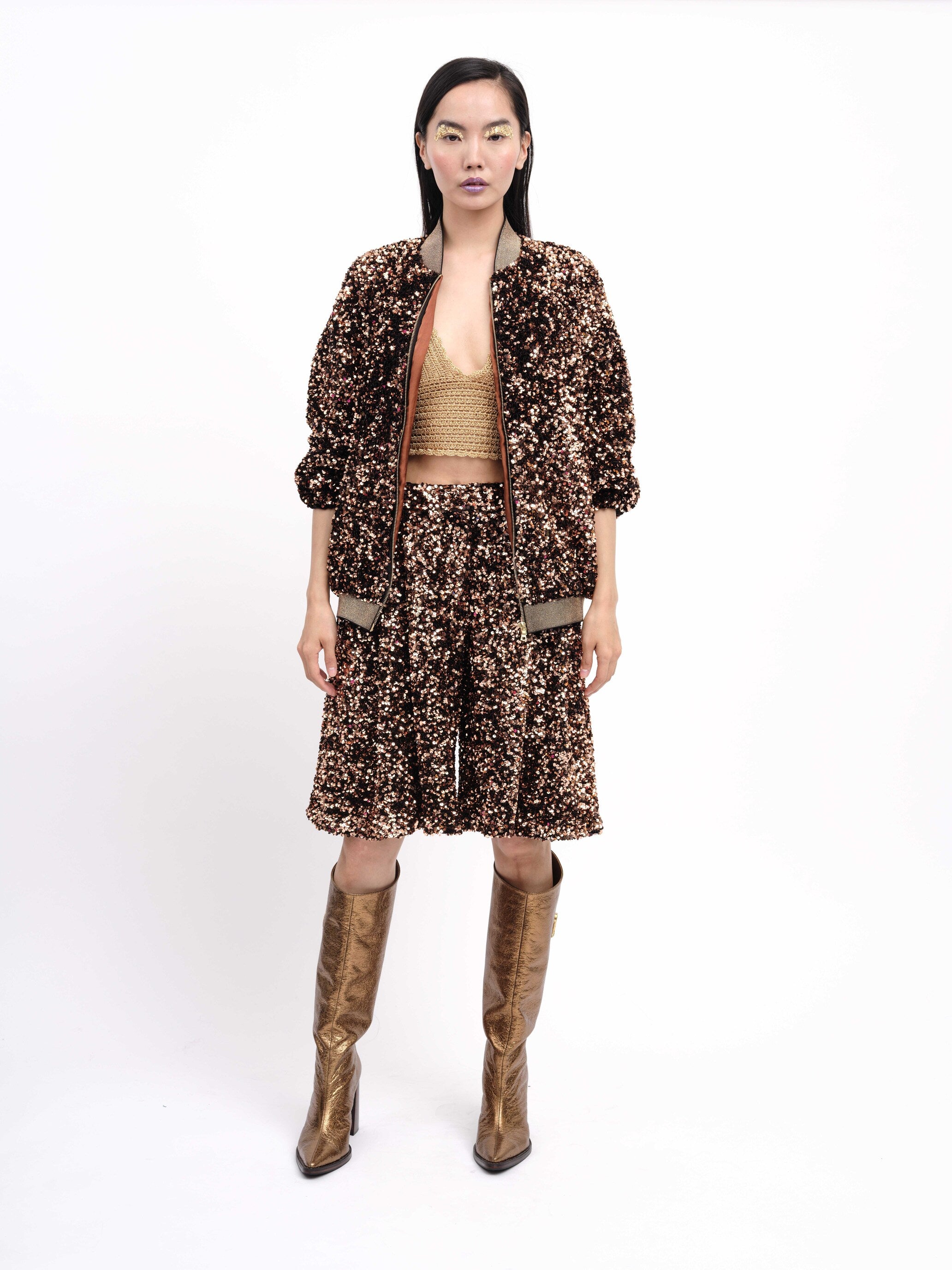 Handmade Boots Gold Logo