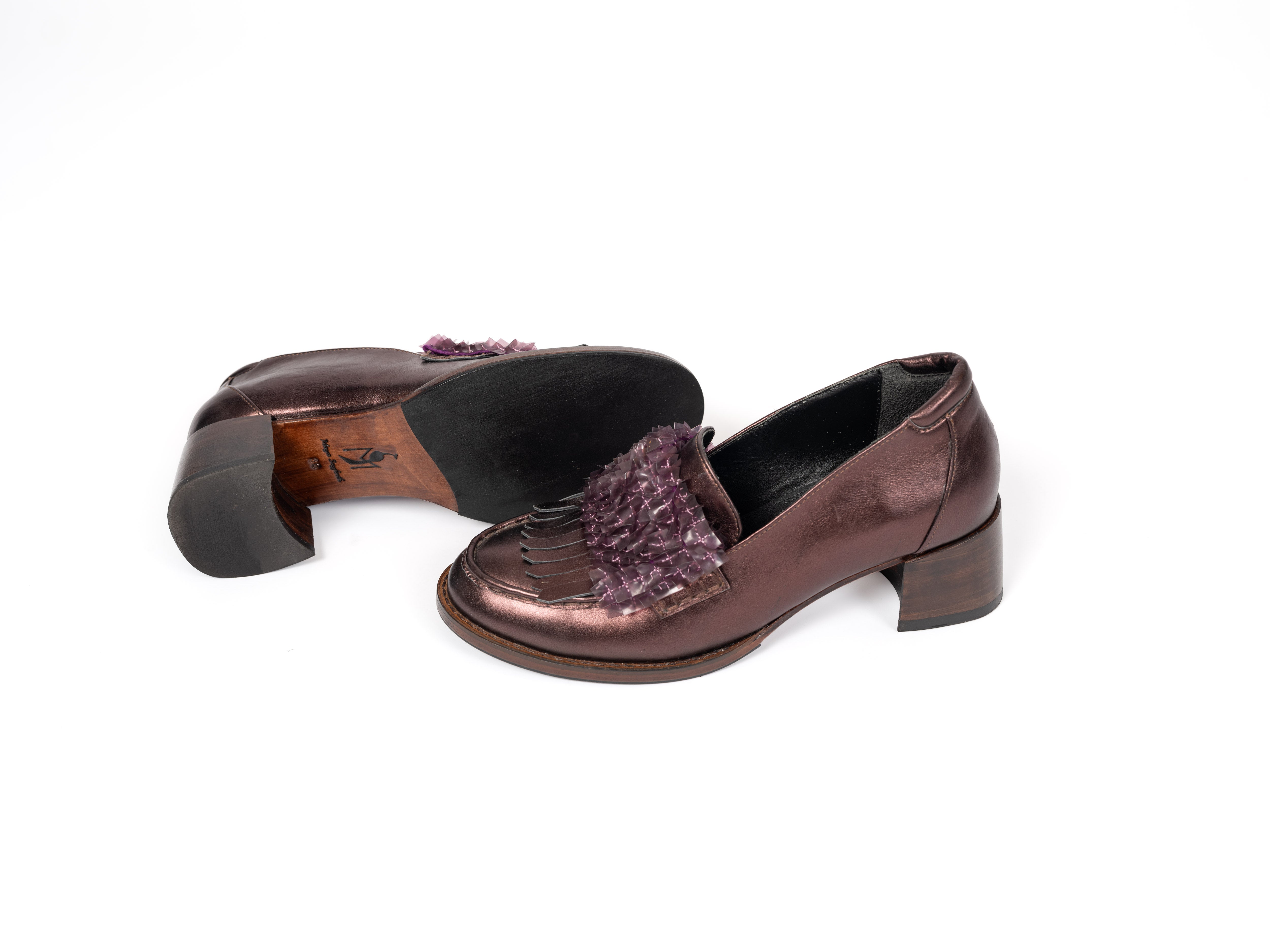 Loafer Bordeaux Metallic – Lasercut-Fransen Unikat