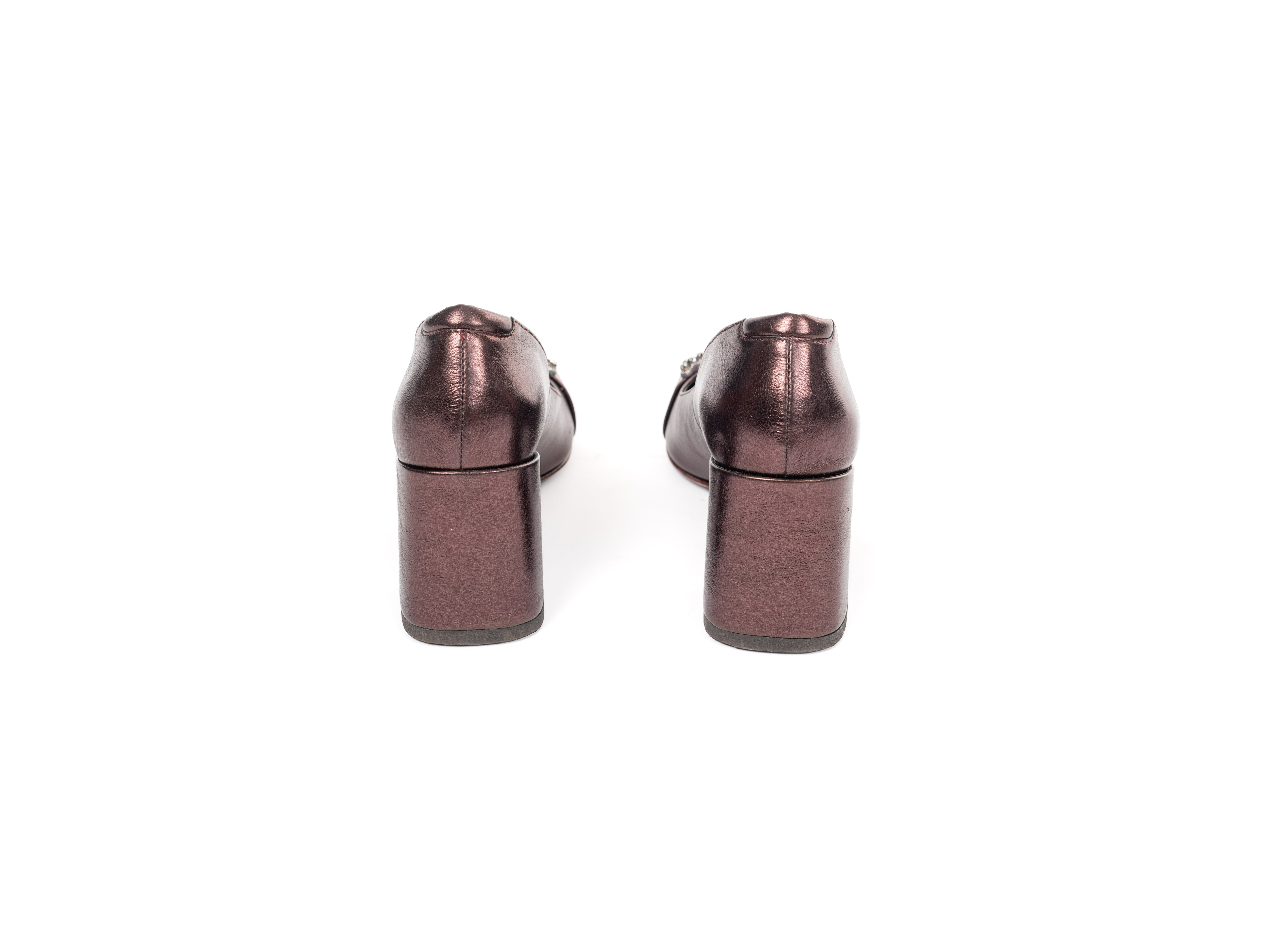 Maya Seyferth Pumps in Bronze, Rückansicht mit Blockabsatz