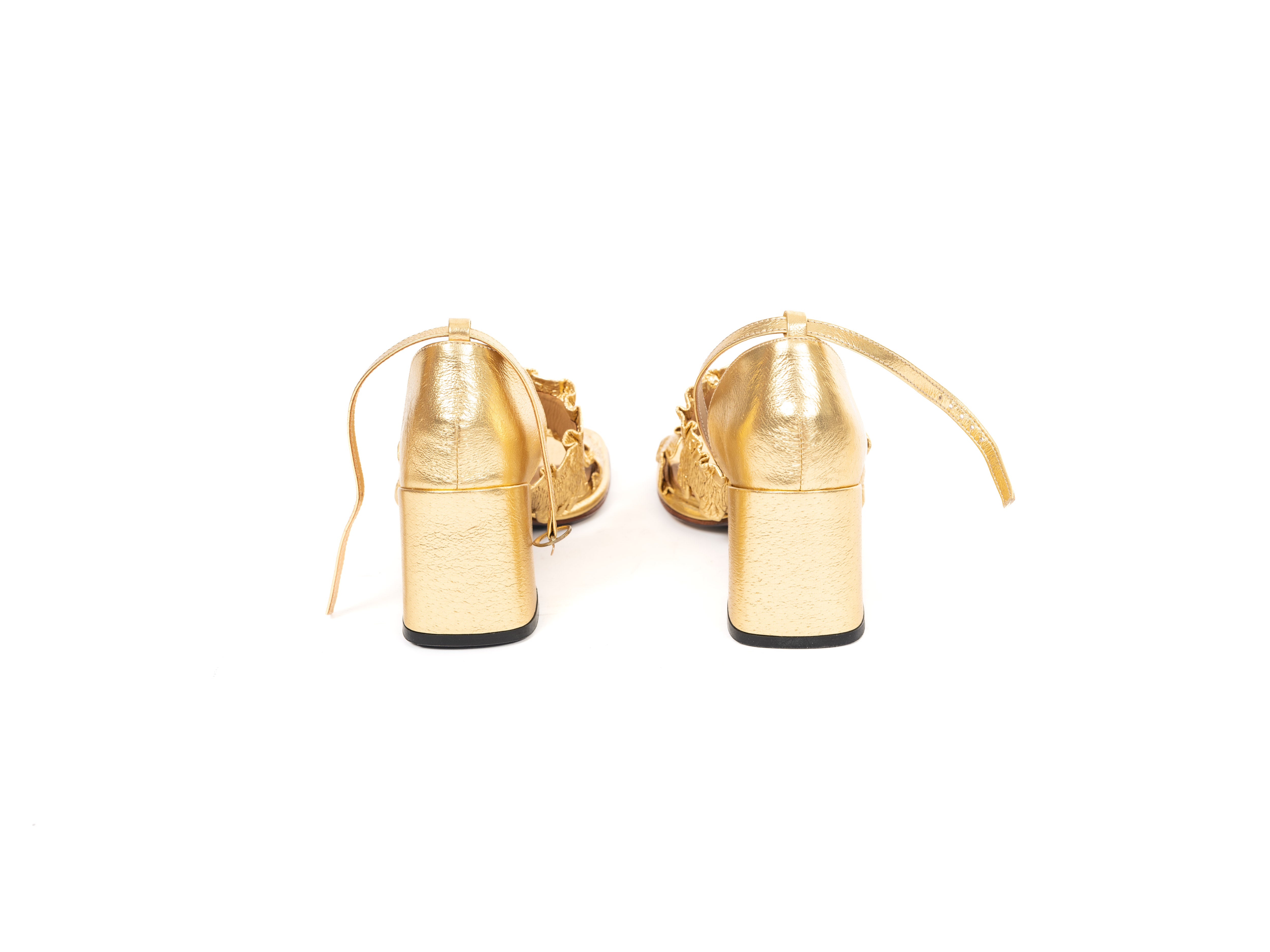 Maya Seyferth Sandaletten in Gold, Rückansicht mit Knöchelriemen