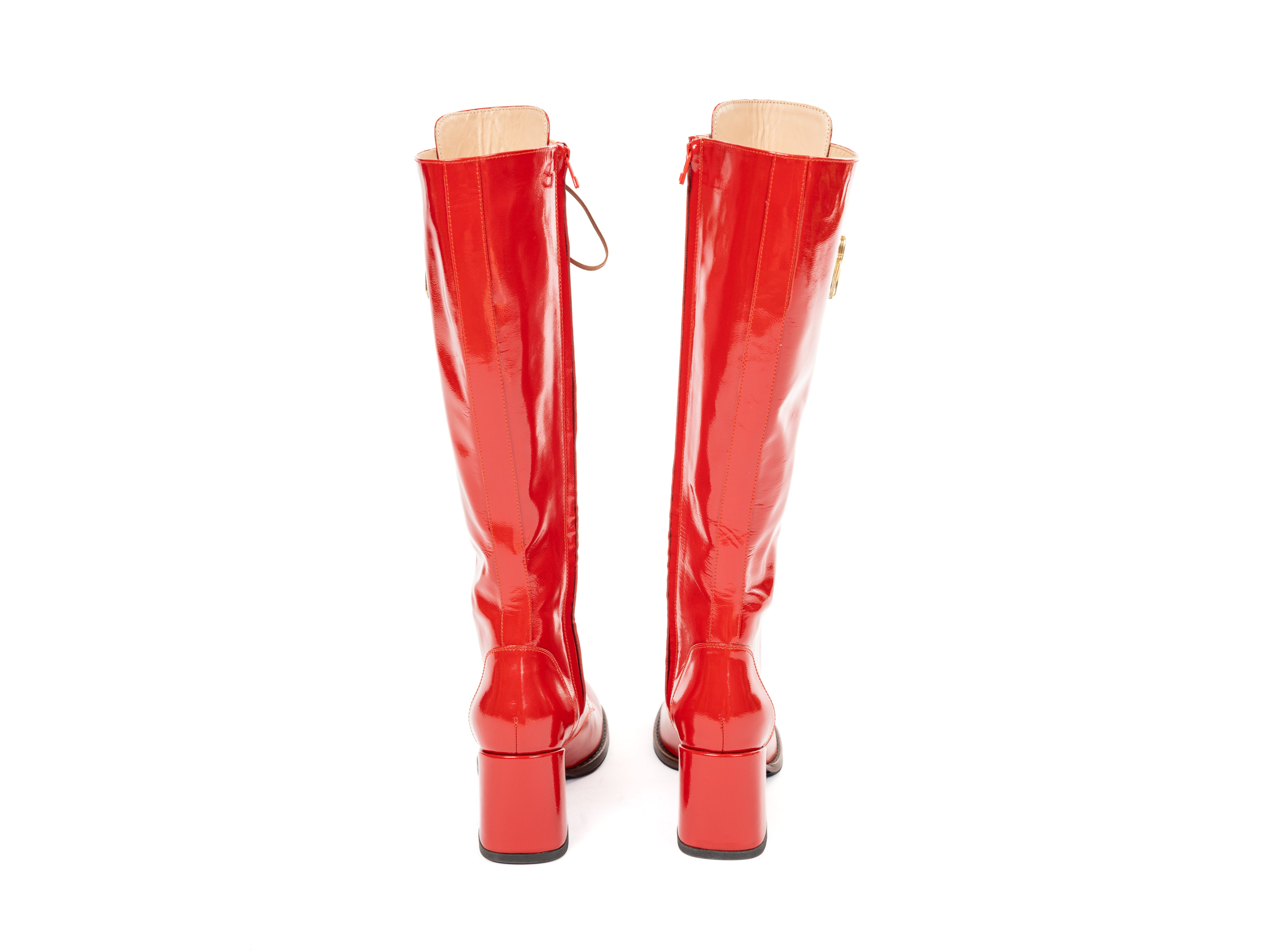 Maya Seyferth Stiefel Rot, Rückansicht mit Blockabsatz
