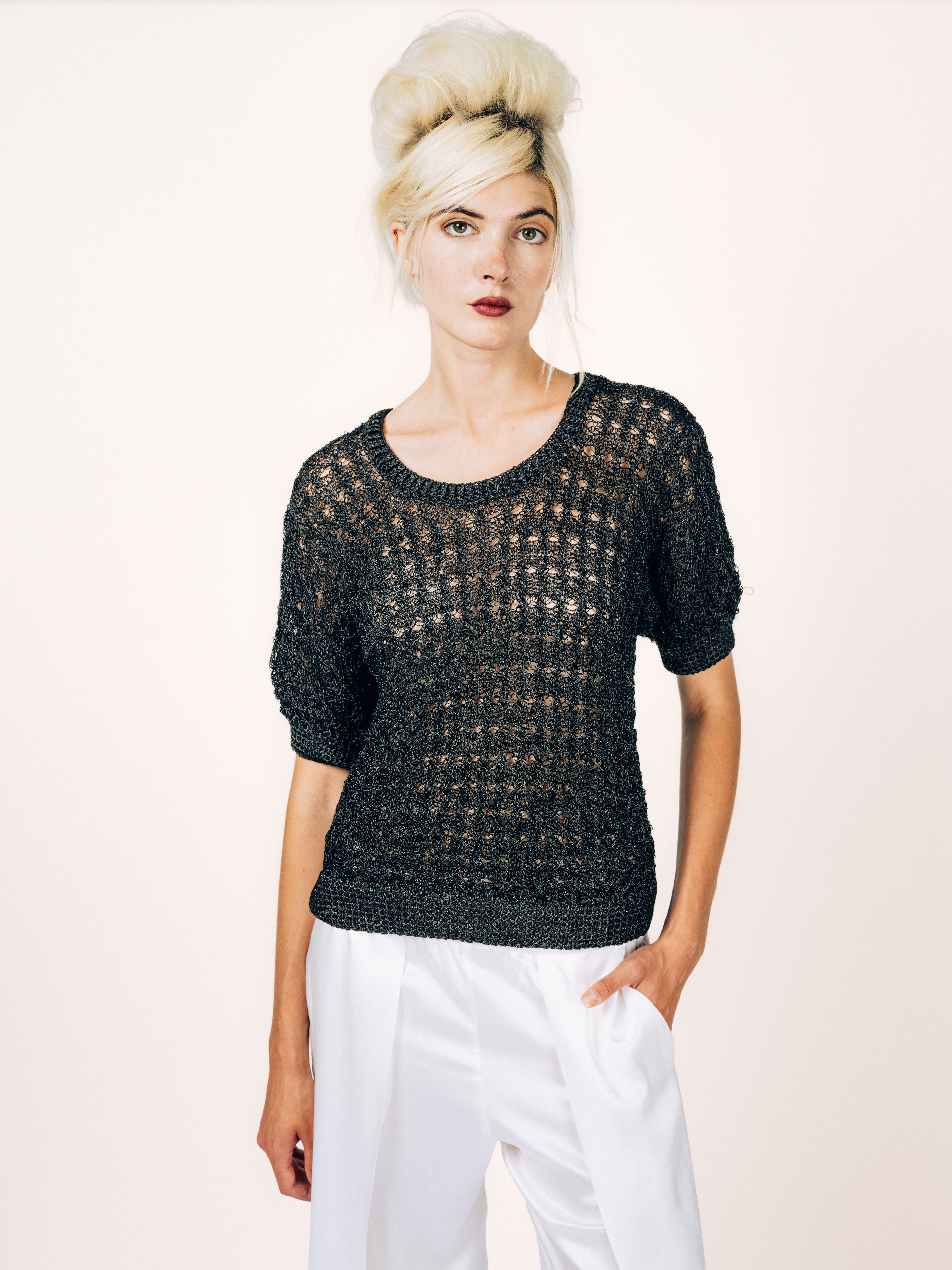 Knit Top Black – front