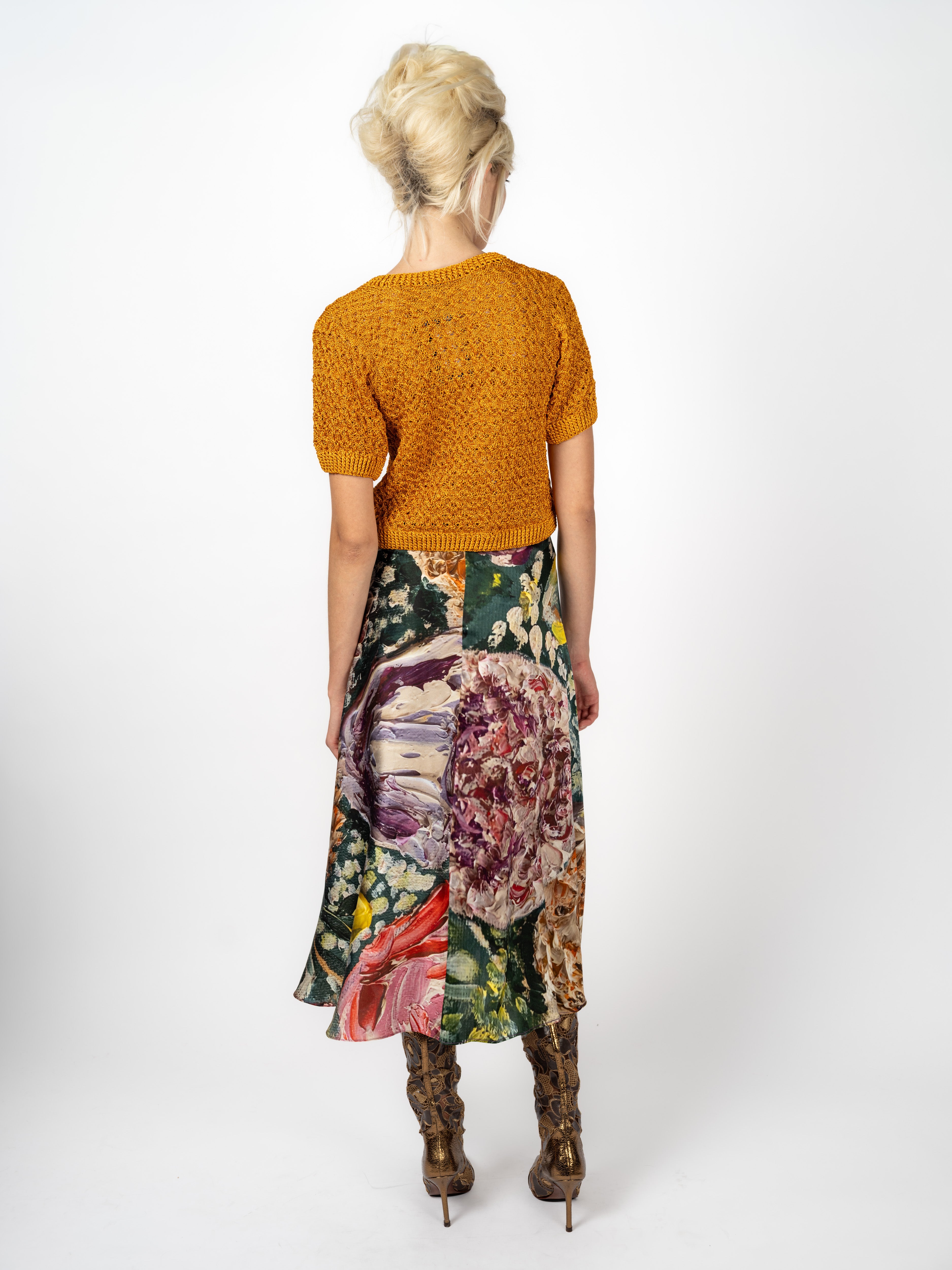 Kurzarm-Strickpullover aus Lurex in Senfgelb – Vorderansicht