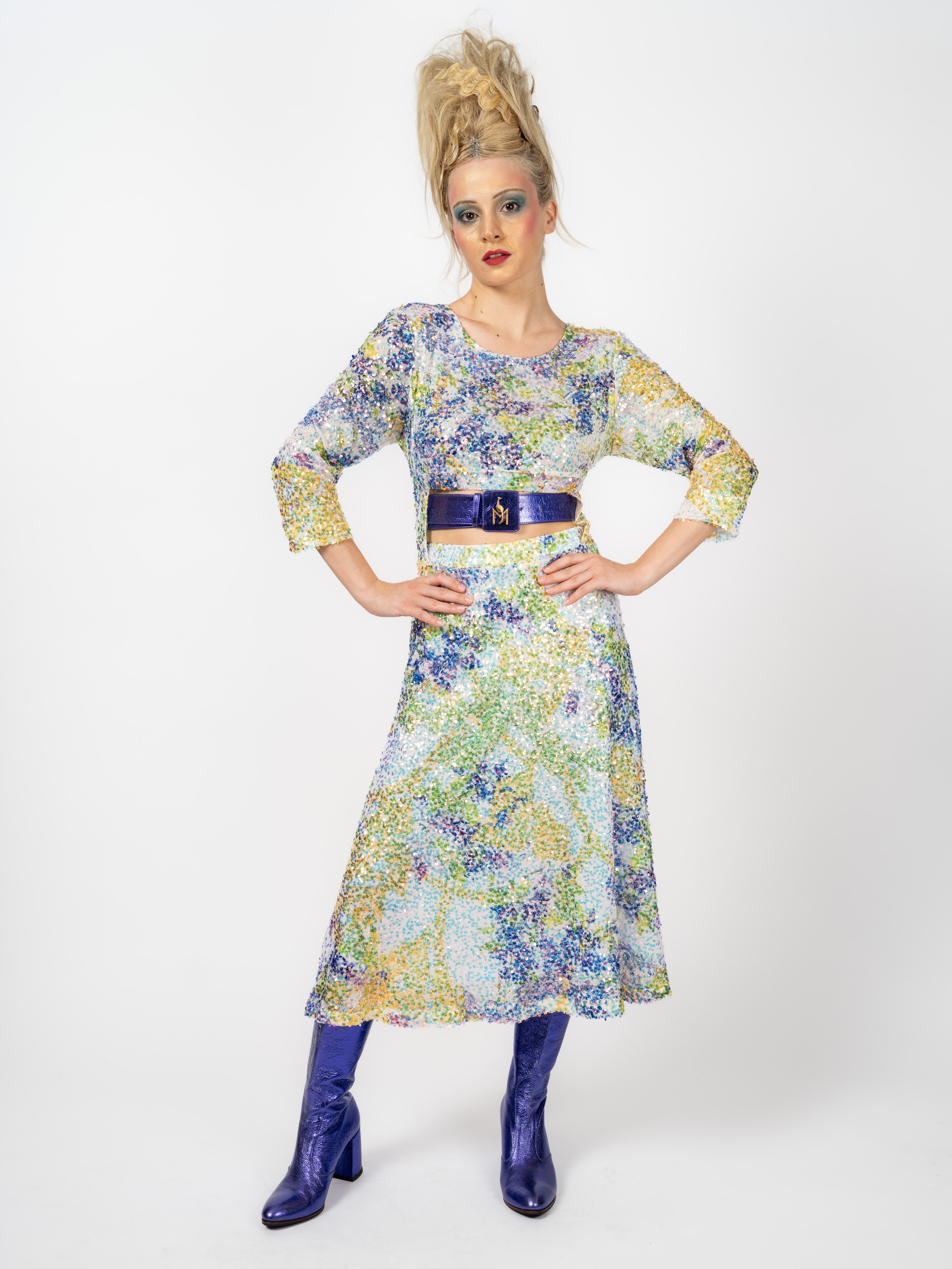 Couture-Kleid Pailletten Pastell-Mosaik auf dem Runway der Zurich Fashion Week 2026