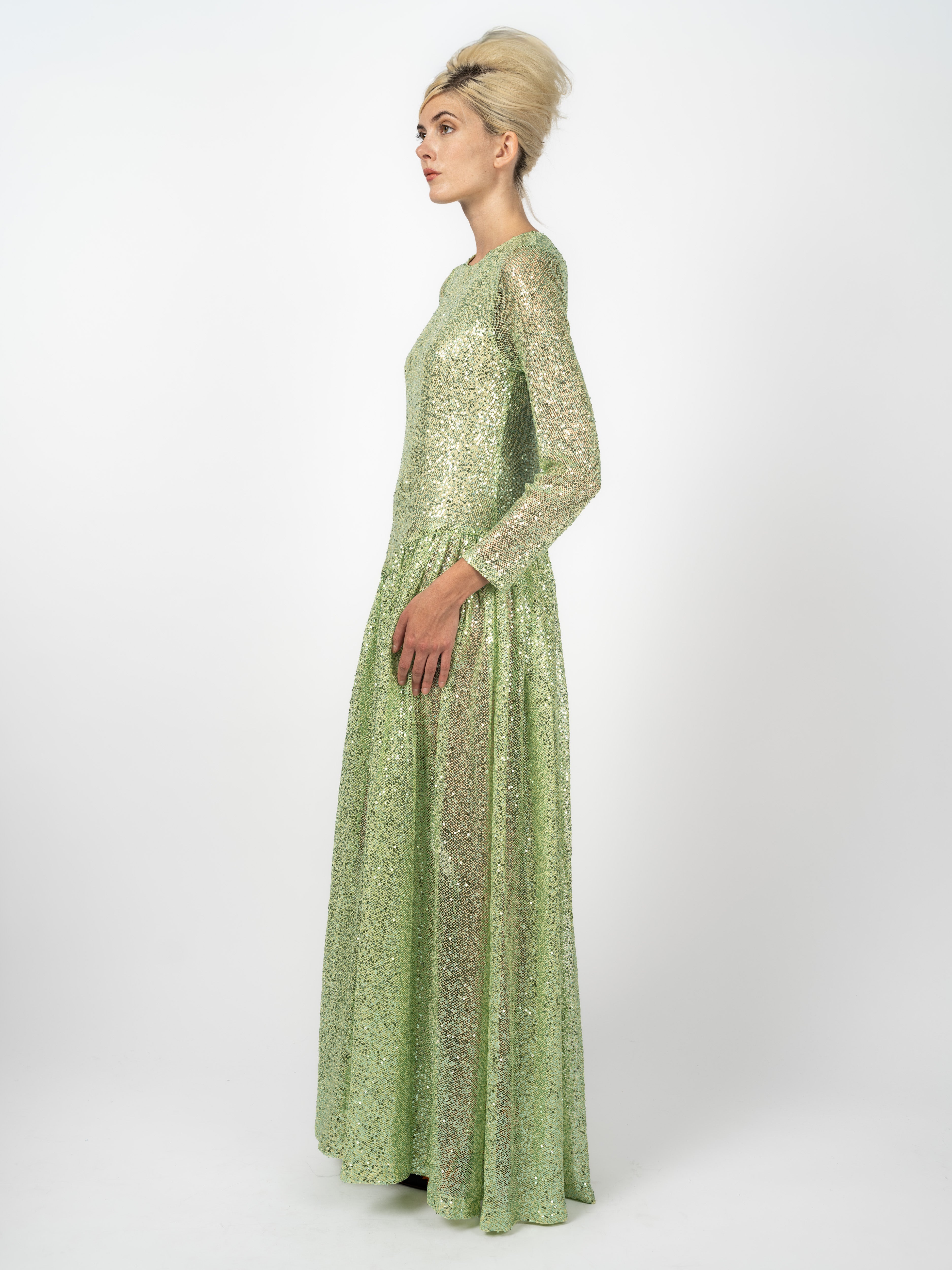Couture-Kleid Hellgrün aus Pailletten-Strick von Maya Seyferth – Detailansicht