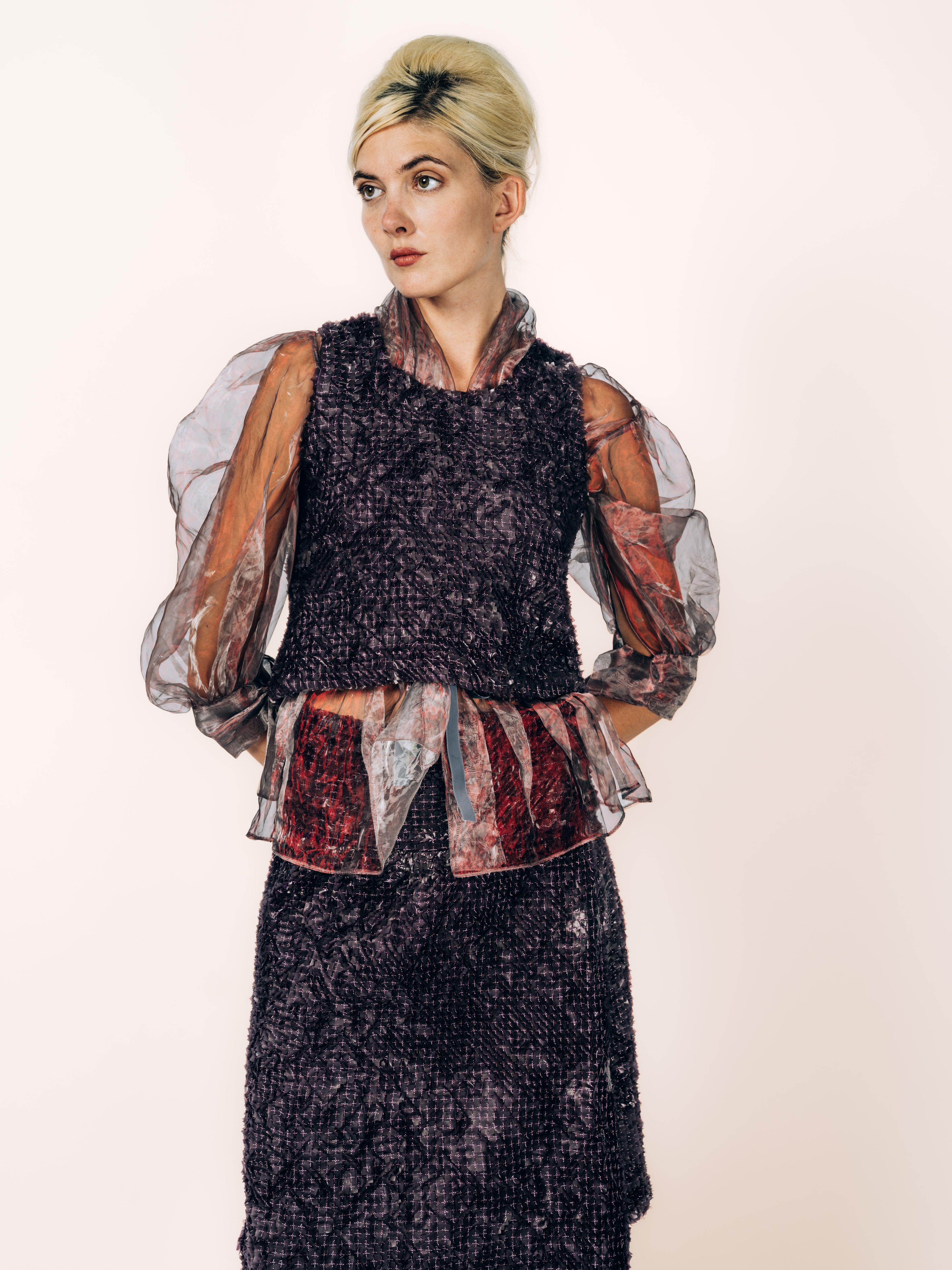 Top und Rock Aubergine Lasercut – weitere Ansicht