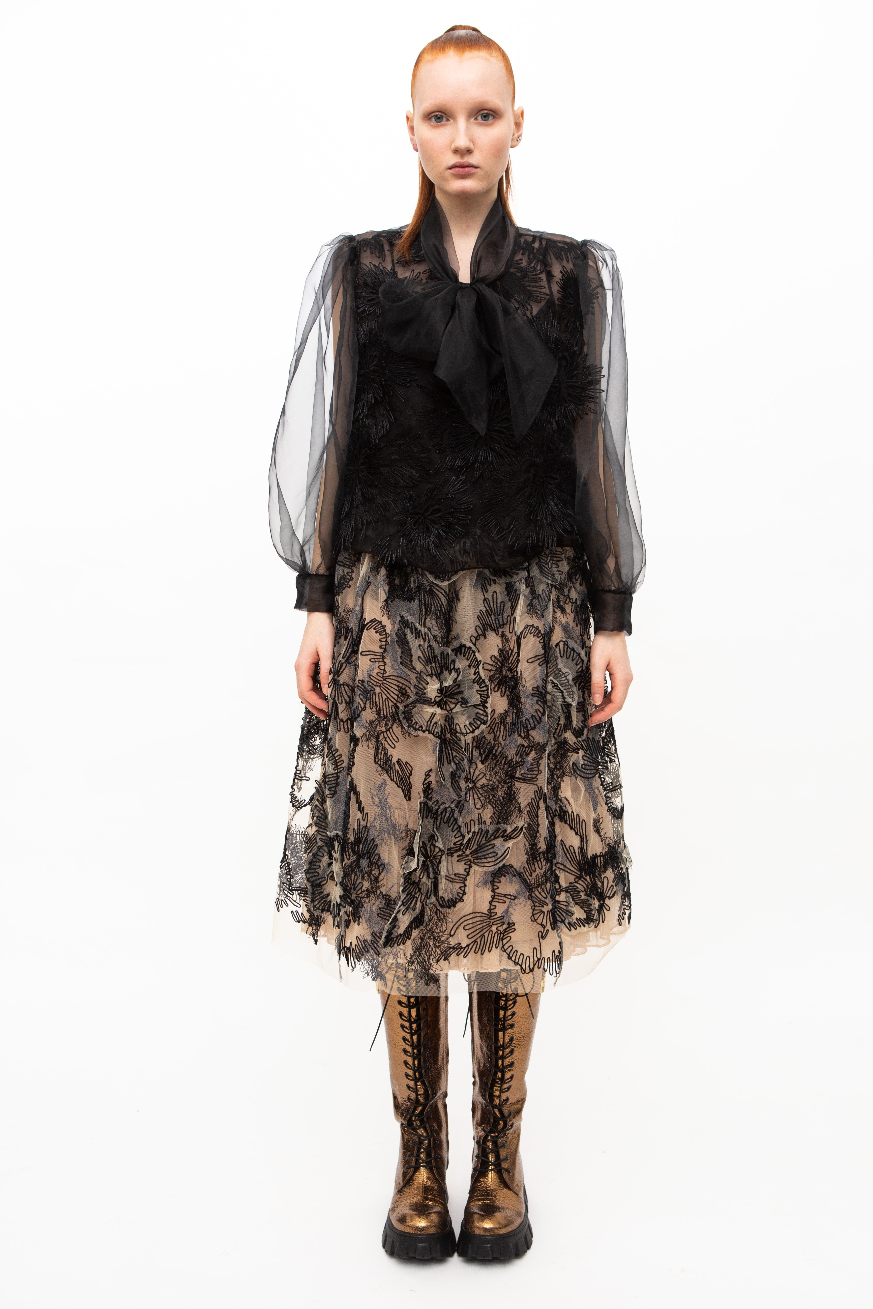 3D Skirt Embroidered Nude Black Limited