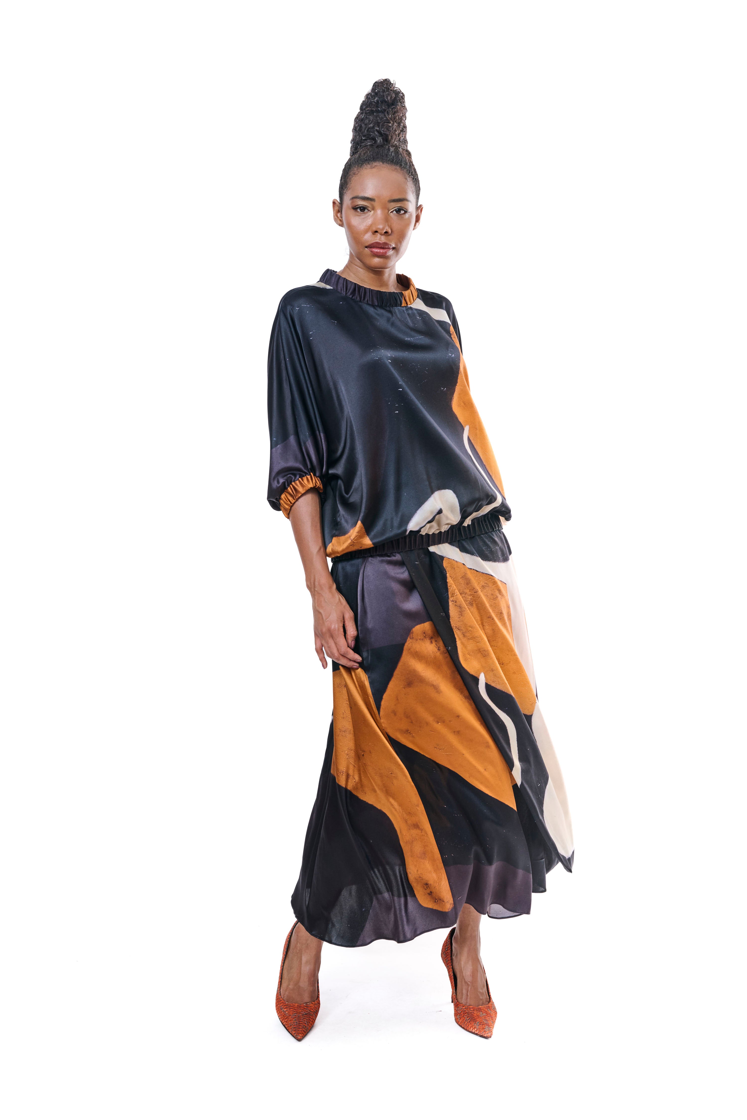 Blouse Graphic Print Flowing Silk