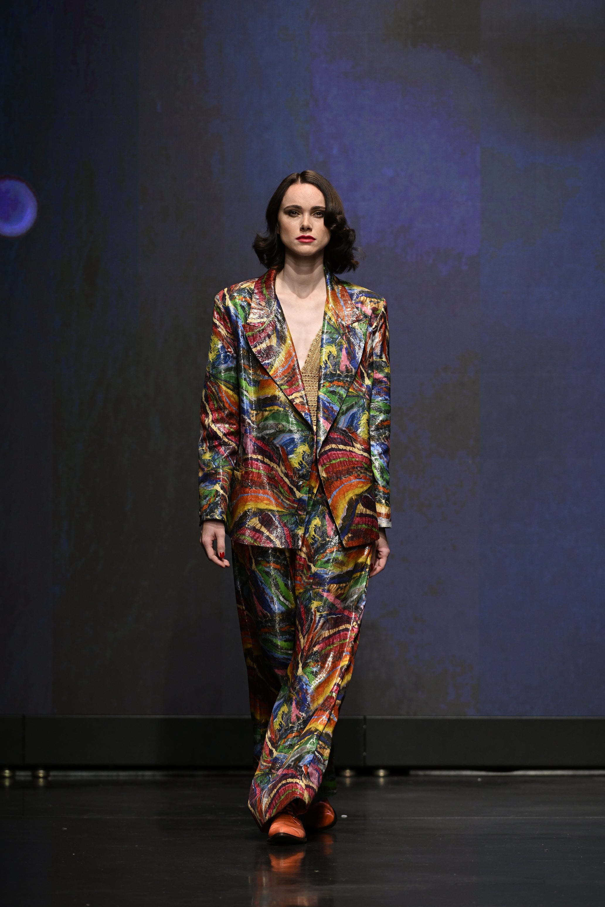 Suit Silk Runway Paris