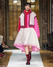 Lade das Bild in den Galerie-Viewer, Skirt

