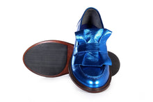 Lade das Bild in den Galerie-Viewer, Loafer blau handmade
