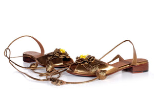 Handmade Schuhe gold mit Blumen