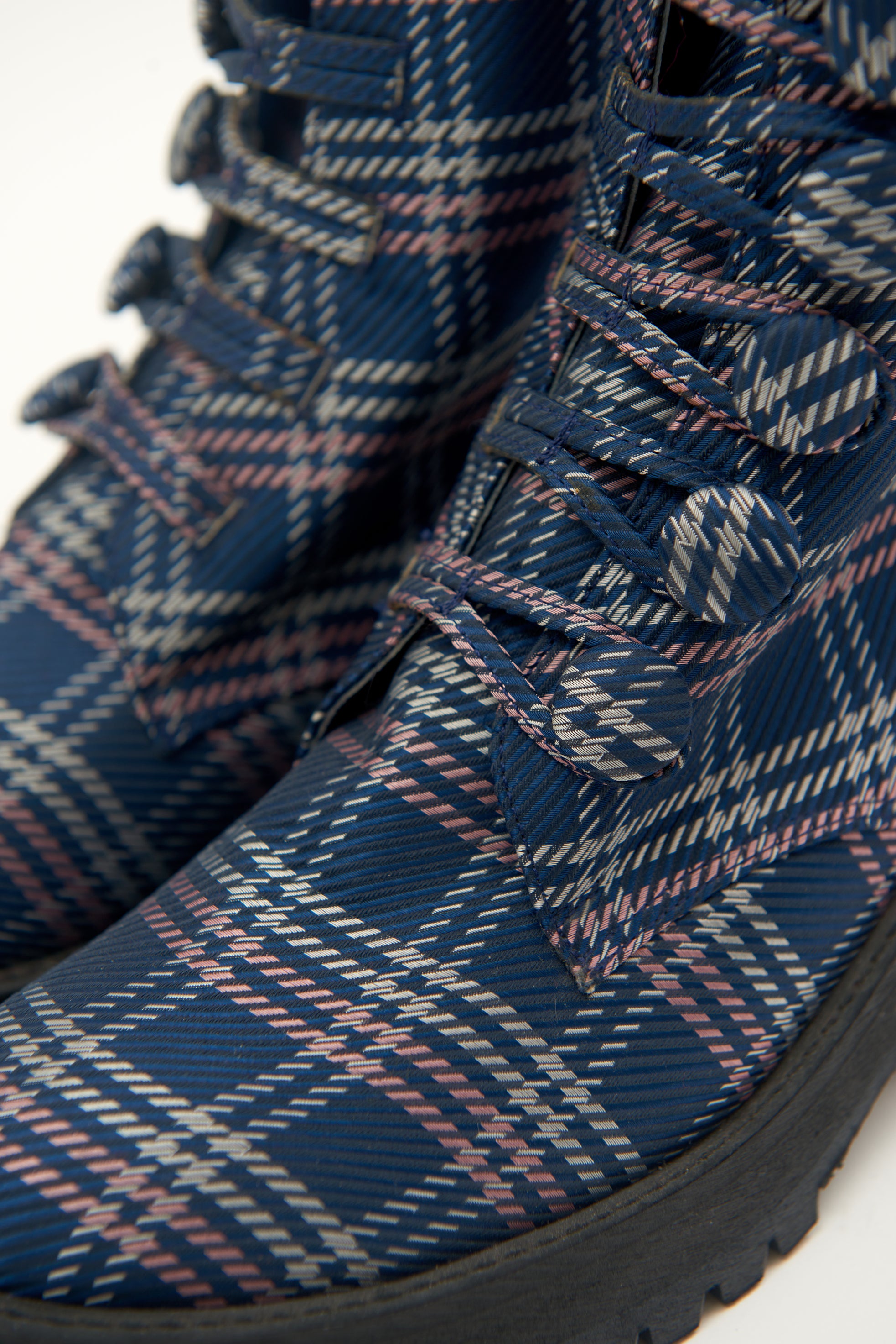 Handmade Boots Buttons Check