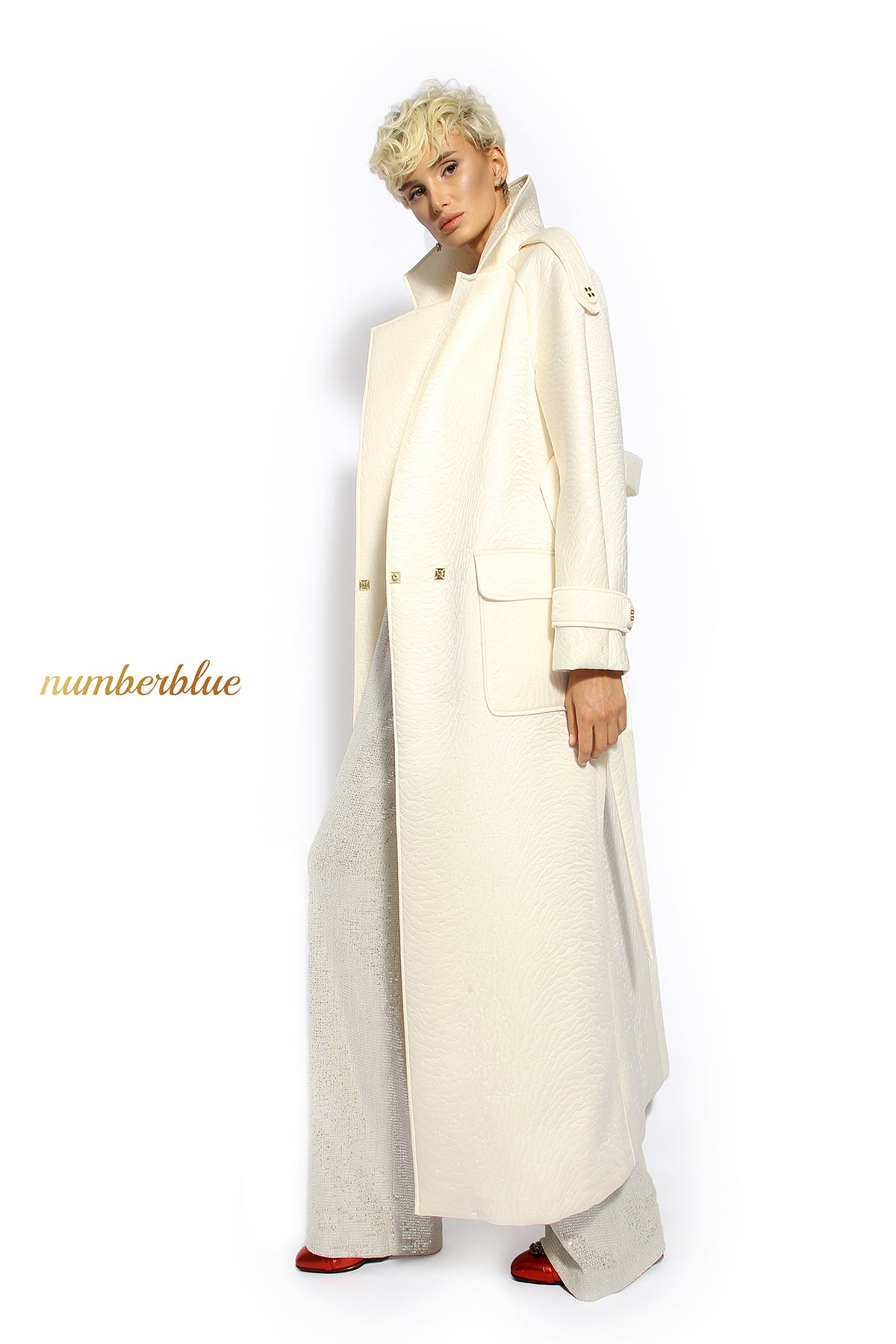 Weisser langer Mantel (Unikat)
