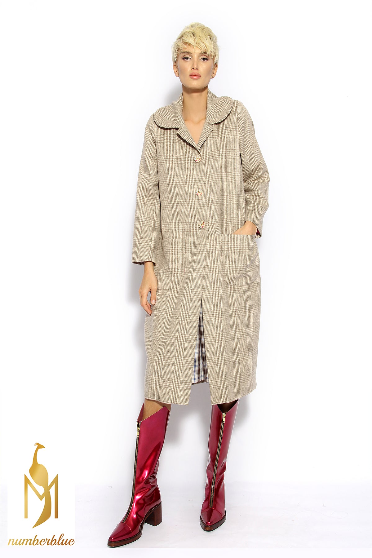 Karierter Mantel kurz