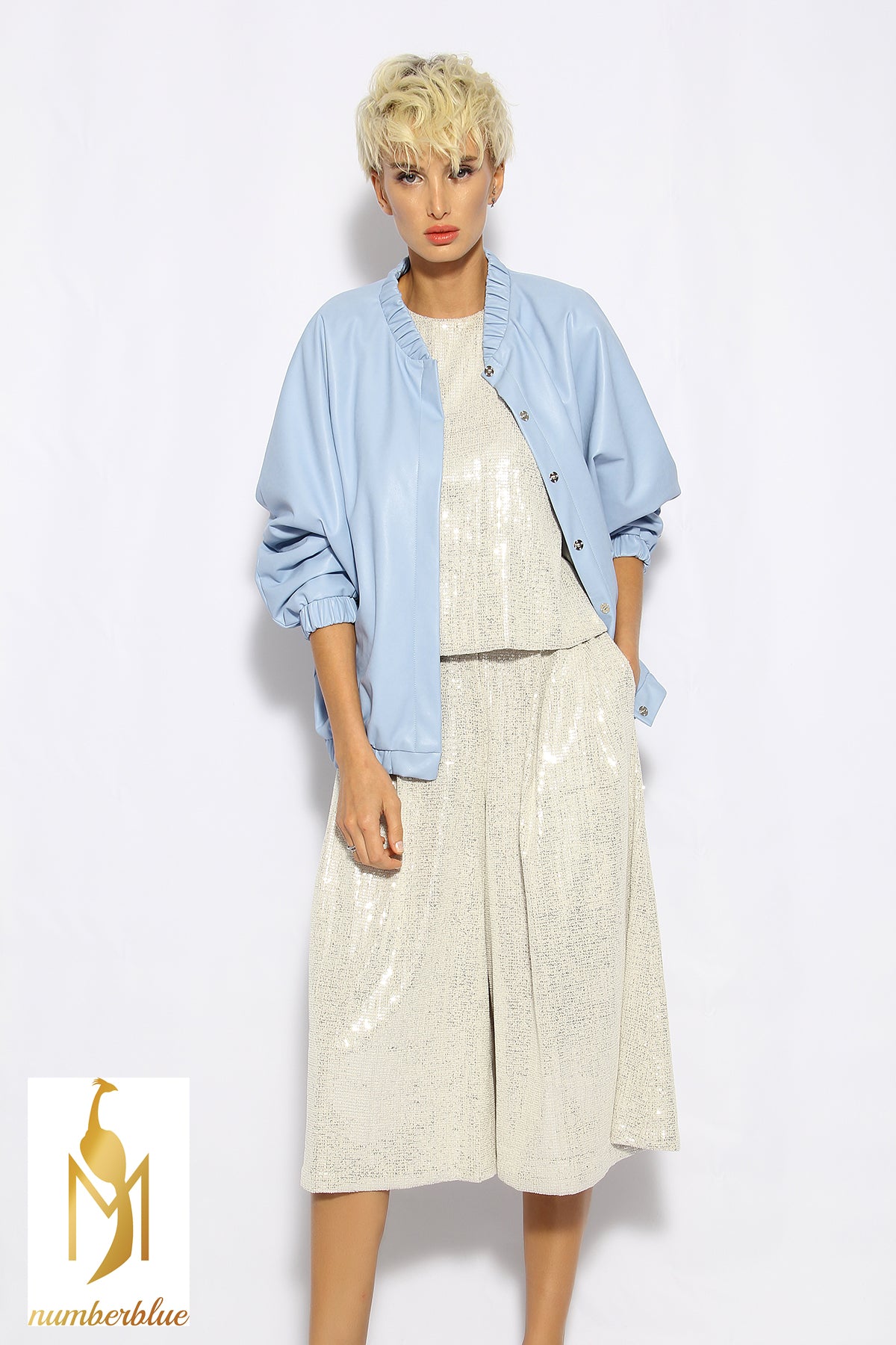 Hellblaue Jacke aus Lederimitat