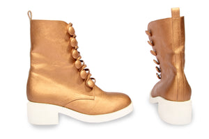Handmade Schuhe mit Knöpfe (Gold)
