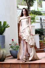 Lade das Bild in den Galerie-Viewer, Dress „EOS“ (NYFW Runway)
